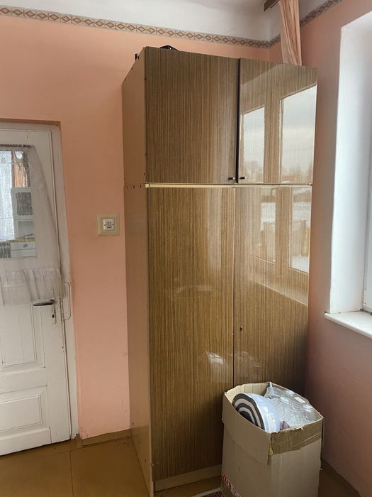 Wysoka szafa PRL wysoki połysk stara