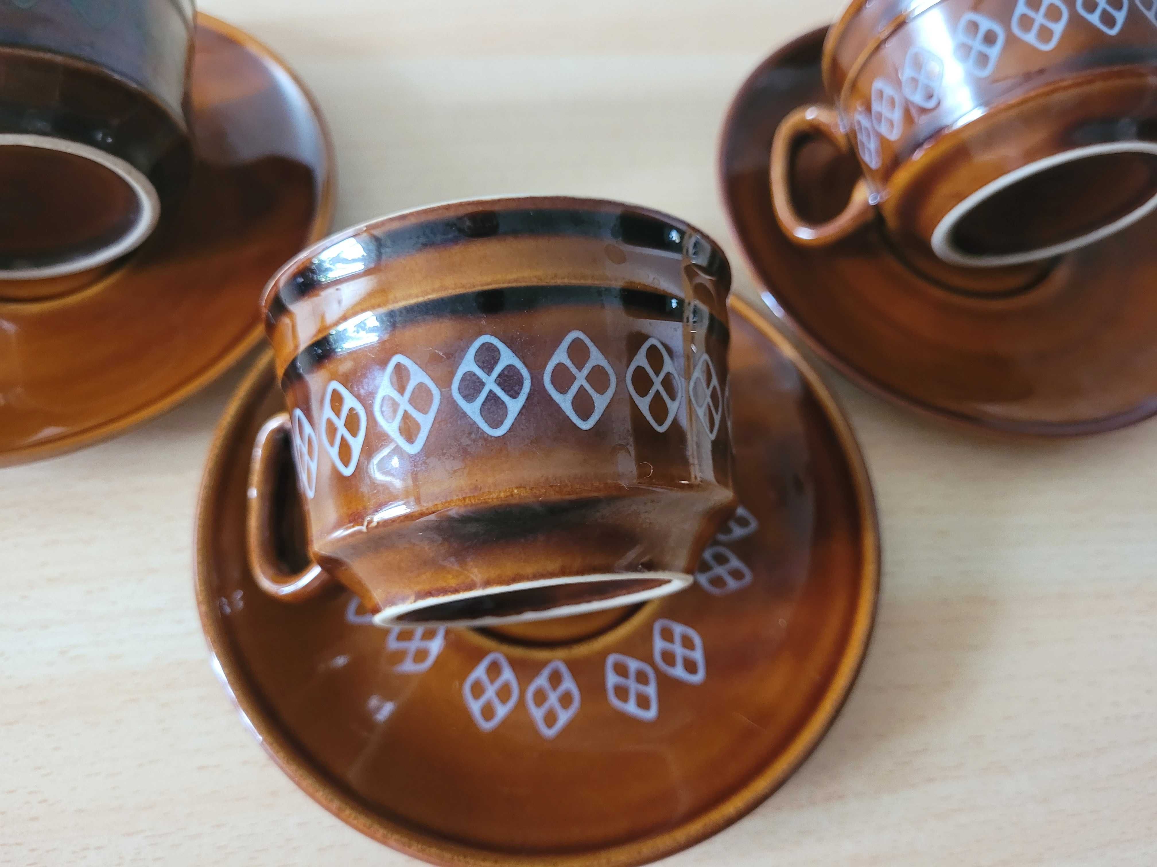 Prl Pruszków Filiżanki spodeczki porcelit