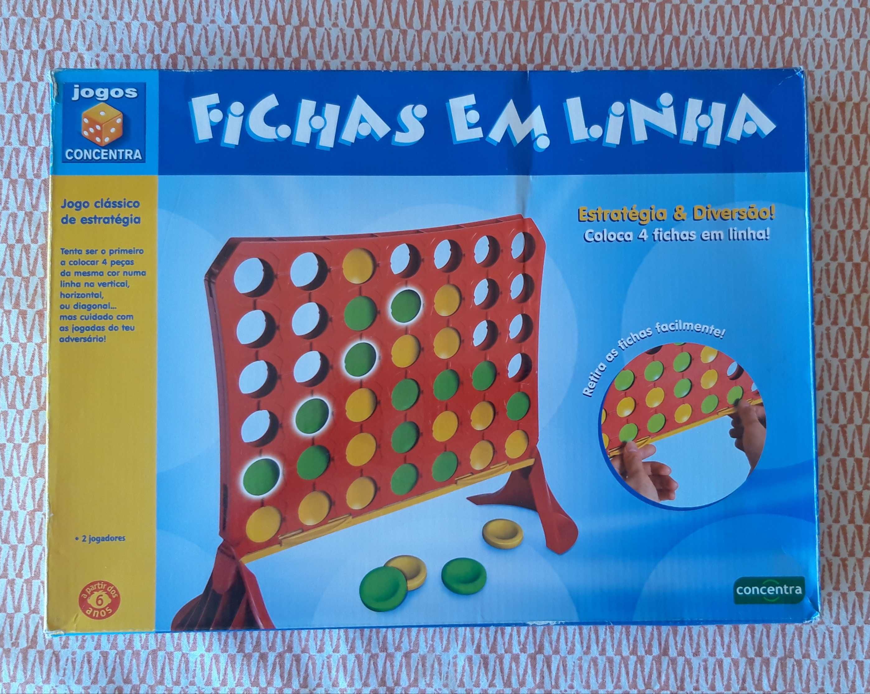 Jogo de sociedade Fichas em Linha, conecta 4.