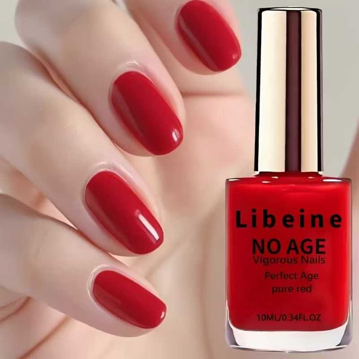 Чистый красный лак для ногтей с кератином