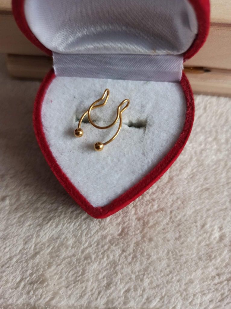 Kolczyk do nosa unisex atrapa kolczyk piercing kolor złoty
