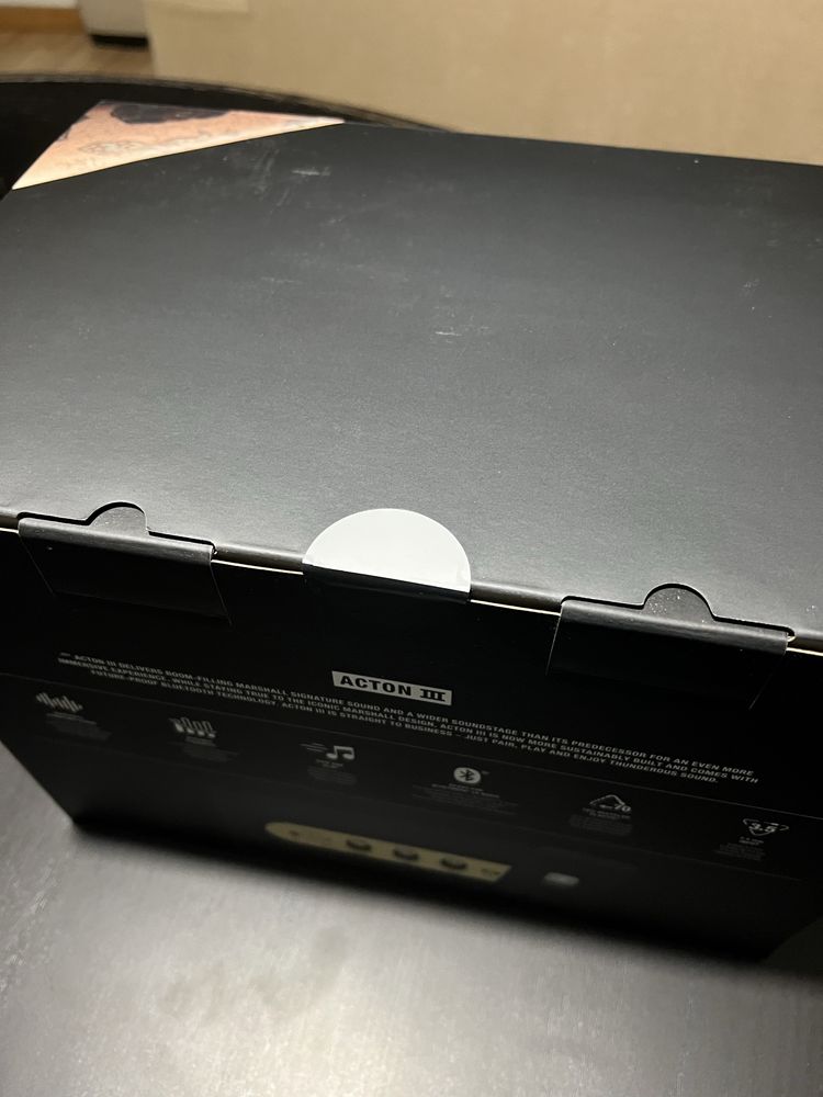 Marshall Acton III Nova/Selada