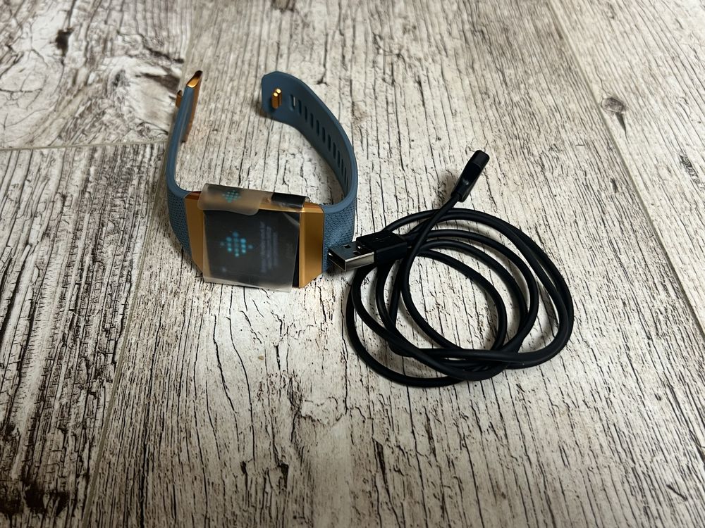 Смарт-годинник LG FITBIT FB503,з Німеччини