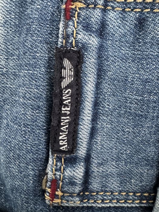 Продам джинсы ARMANI