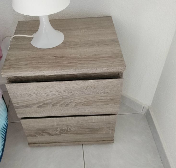 Mesas de cabeceira 2