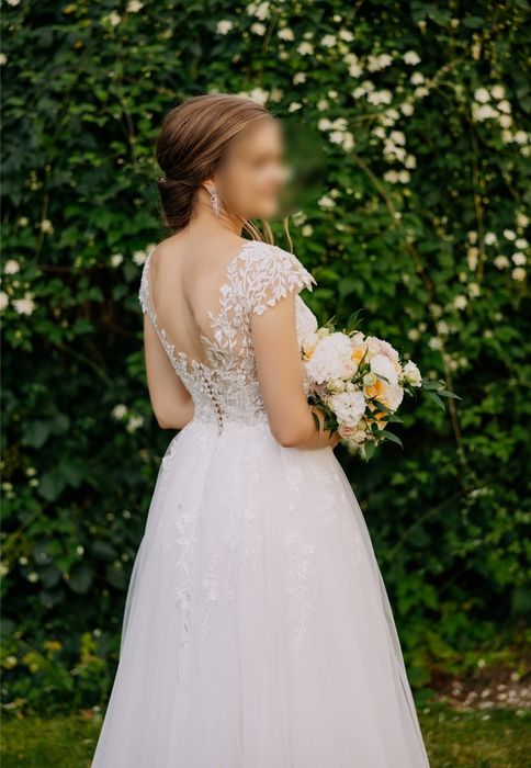 Piękna suknia ślubna księżniczka literka A koronka tiul klasyczna 36 S