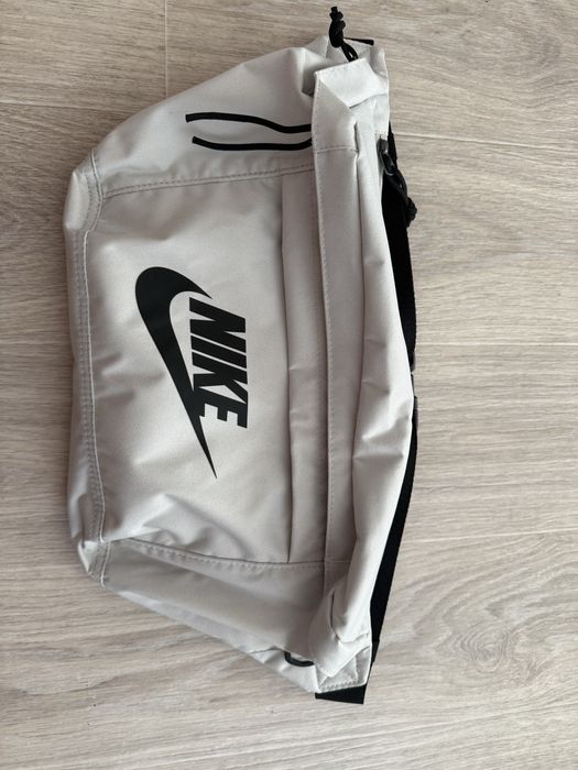 Сумка бананка велика, сірого кольору, Nike, нова без бірки