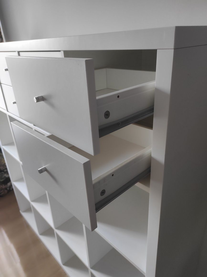 Kallax Ikea regał