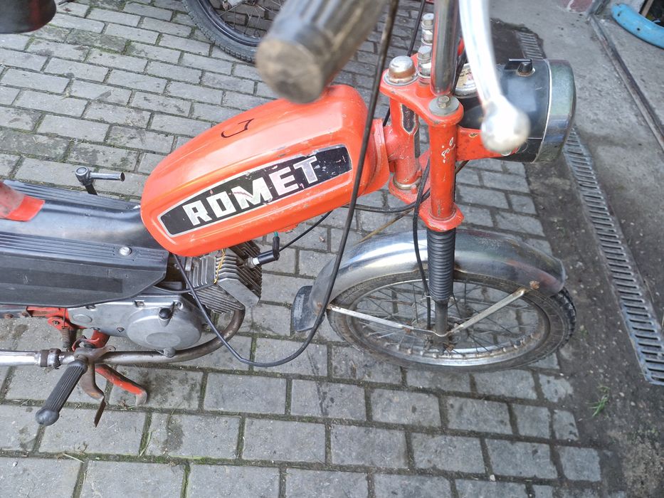 Części romet kadet osłona silnik 023 lagi koło Bak motorynka pony m2