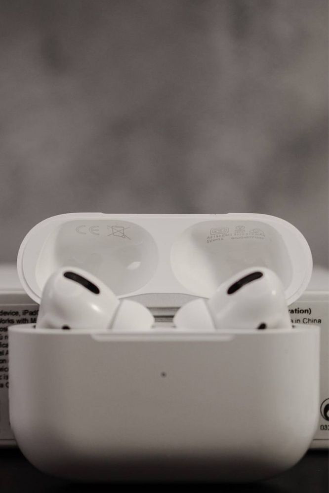 AirPods Pro, на чипі 1562А