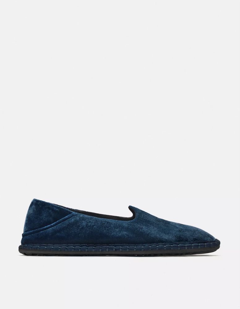 Бархатные мокасины. 39 р. Zara