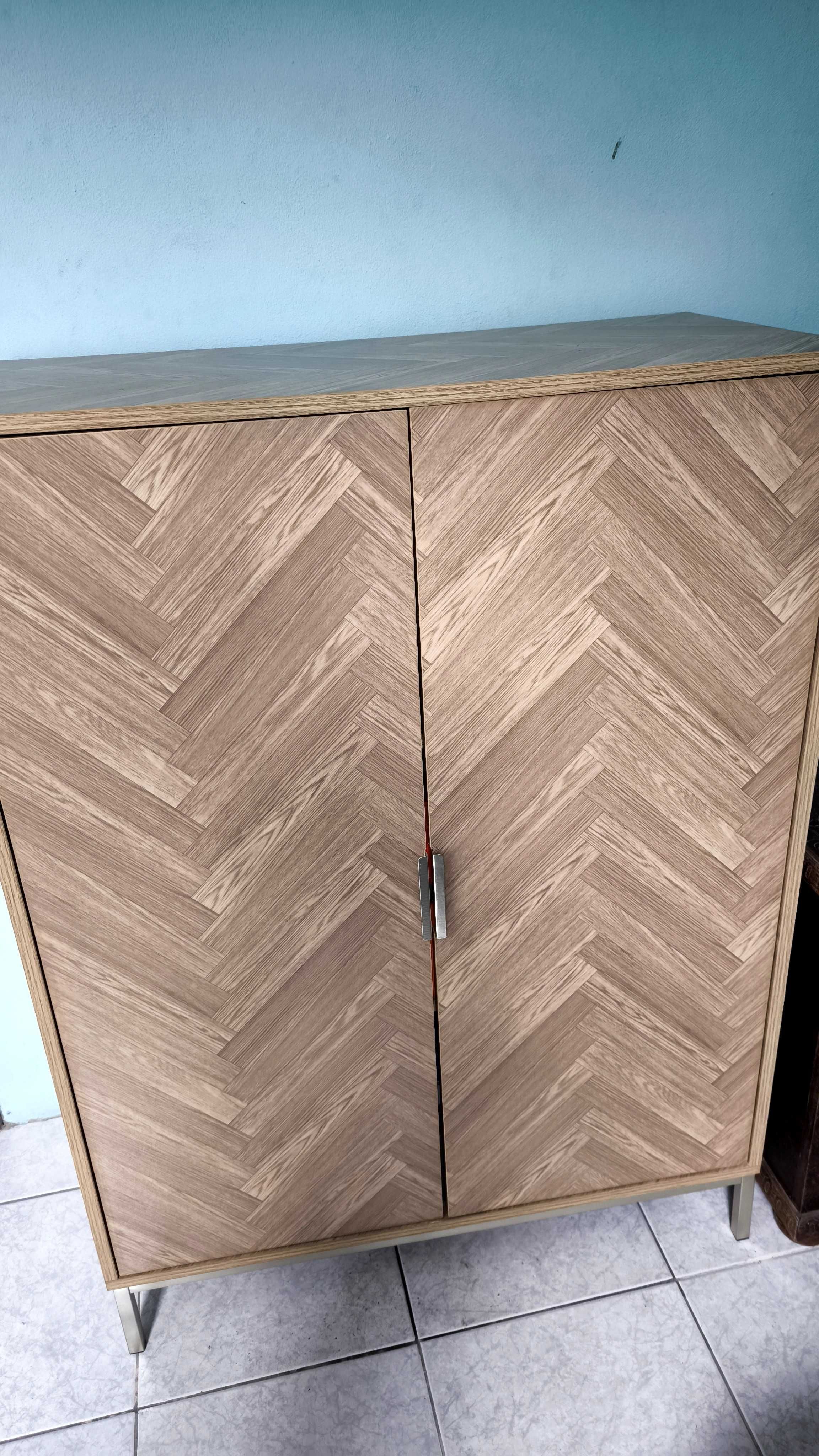 Vendo móvel de sala em ótimo estado .