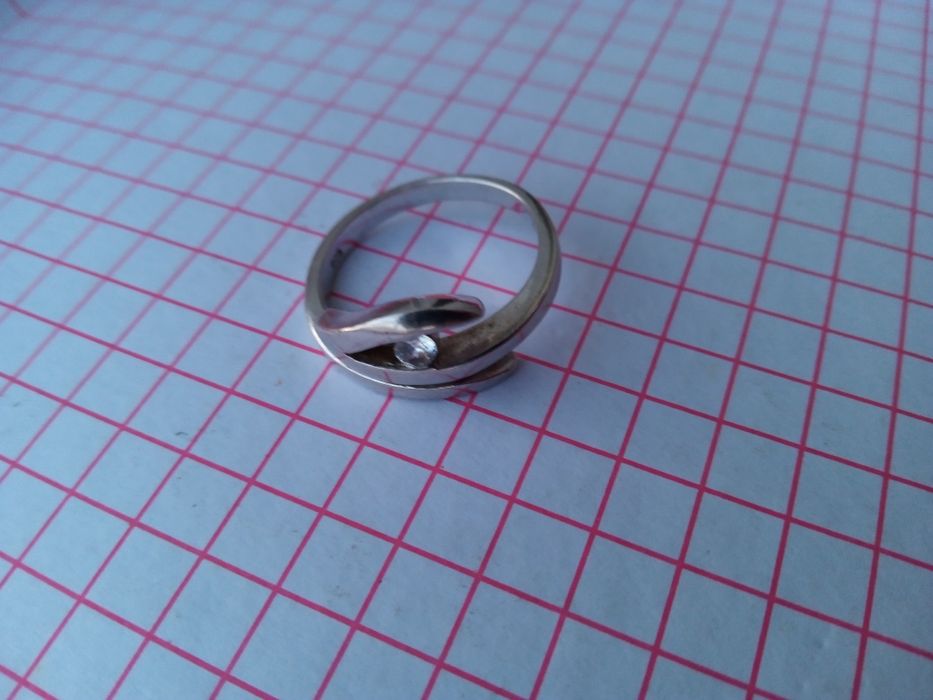 Stary pierścionek srebrny