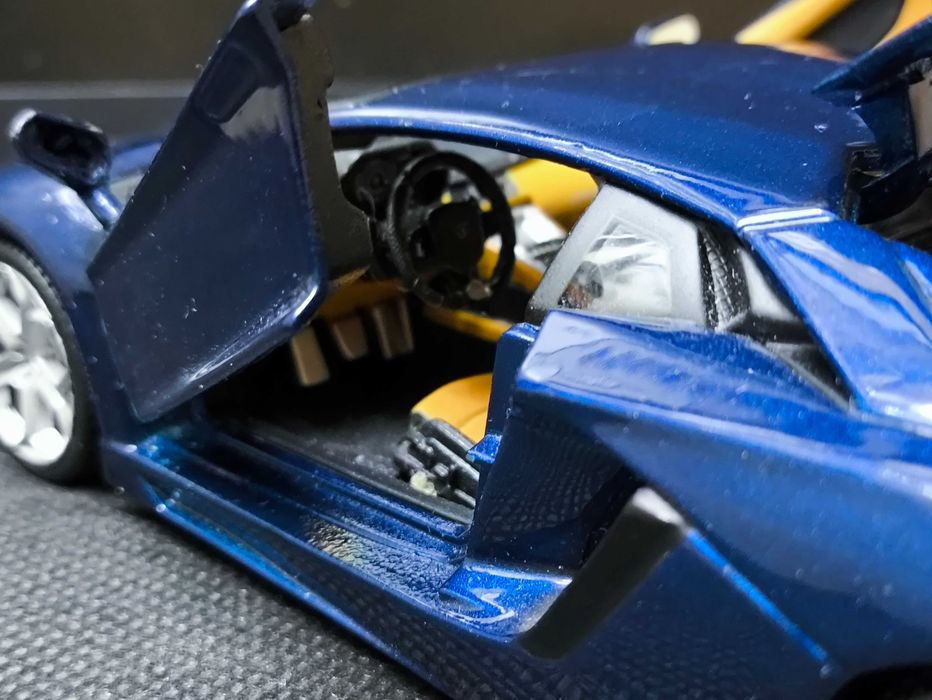 Модель Lamborghini LP700-4 Maisto 1/24