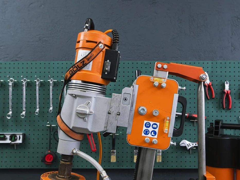 Прокат установки для алмазного буріння, різки бетону + алмазні коронки