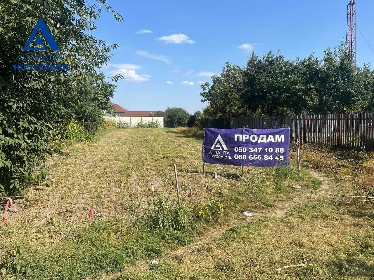 Продам земельну ділянку в центрі села Рованці біля Луцька!