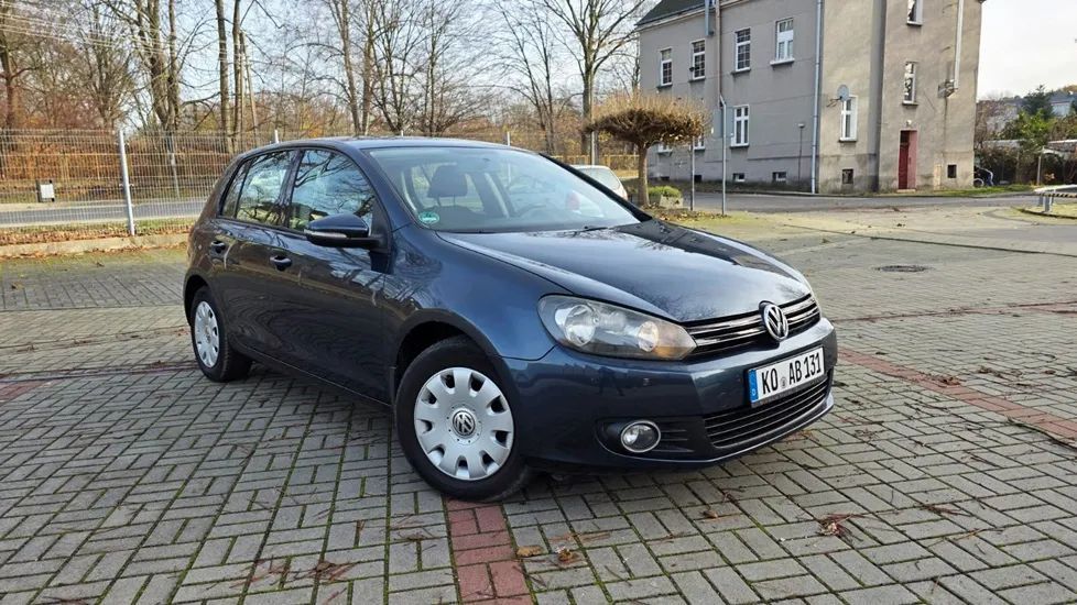 Volkswagen Golf Serwis Do Końca w ASO VW Klima  Parktronik Przód Tył