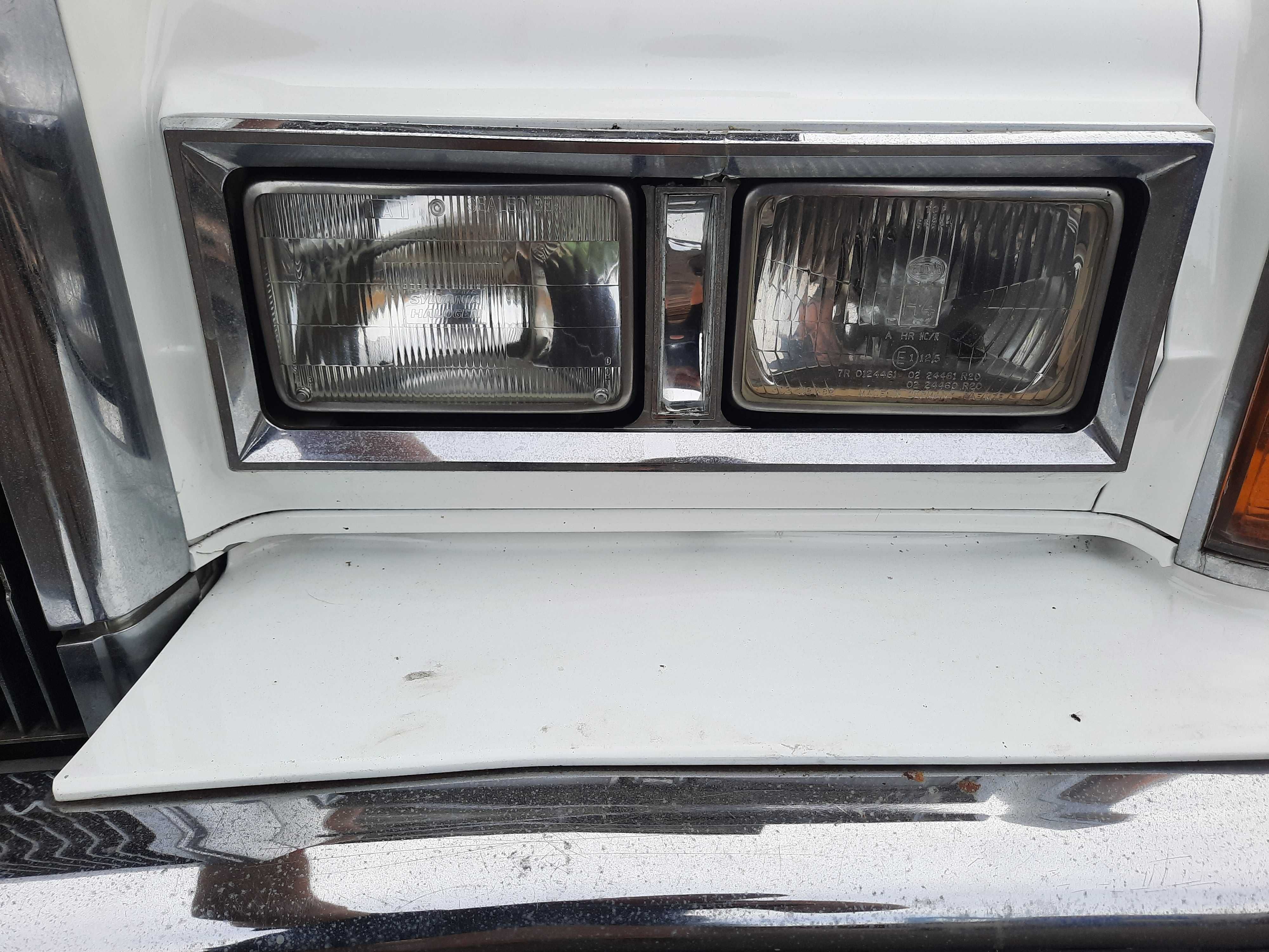 Ramka lampy przód lewa prawa Lincoln Town Car st.tropez 4 Mark VI