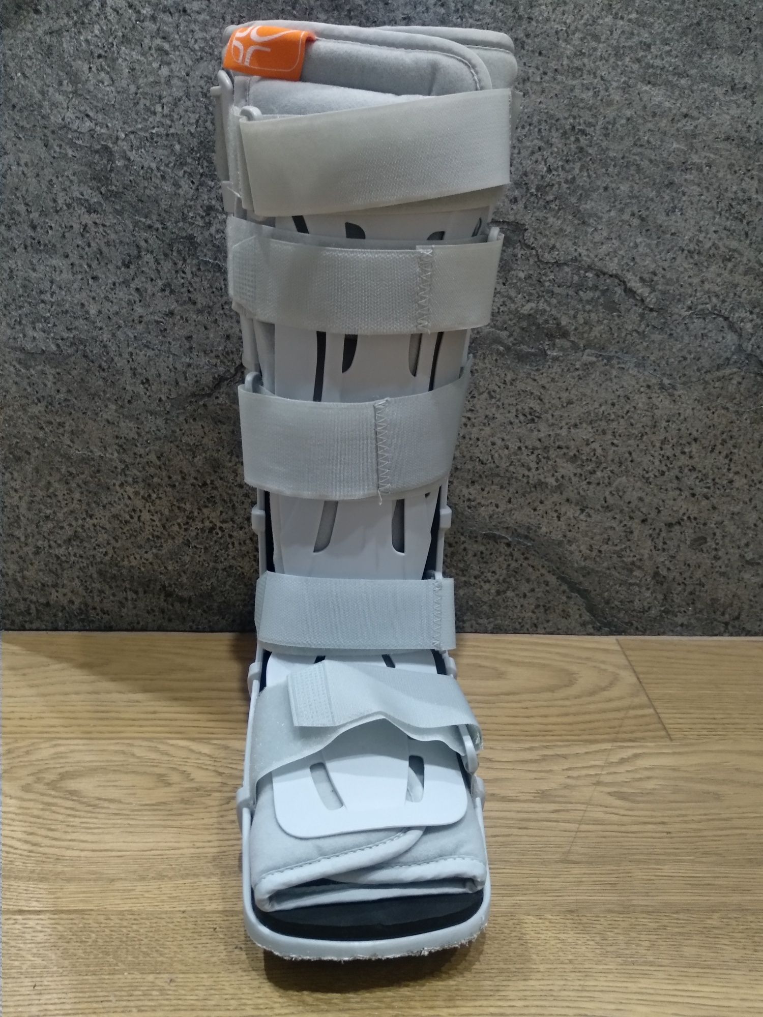Orteza stabilizator stawu skokowego i stopy Airstep Walker Orthoservic