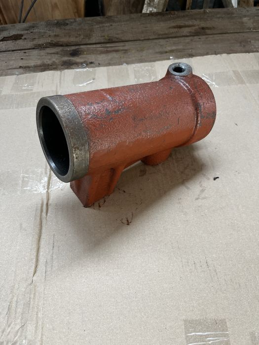Cylinder podnosnika hydraulicznego Ursus C-360