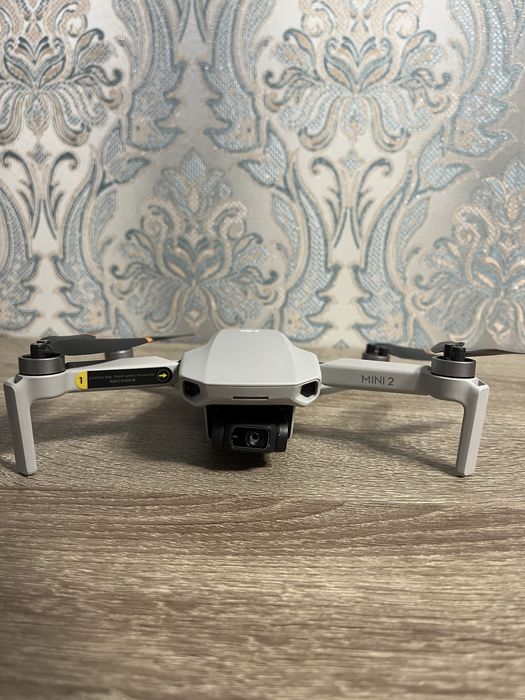 Квадрокоптер DJI Mini 2 Fly More Combo | Дрон для початківців