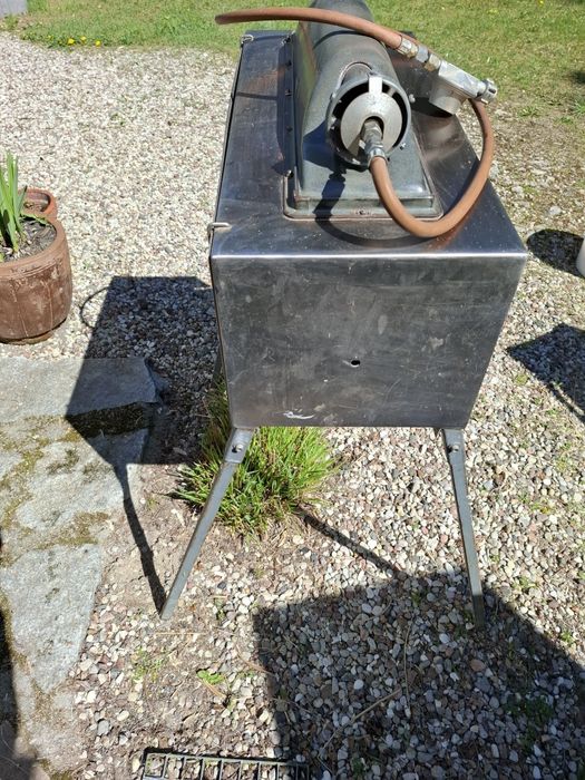 Grill gazowy ze stali nierdzewnej