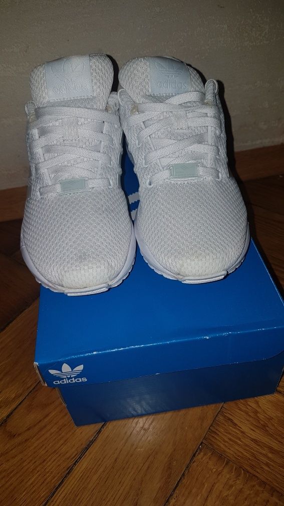 Buty sportowe Adidas ZX Flux Szkoła Hala  białe rozm. 33