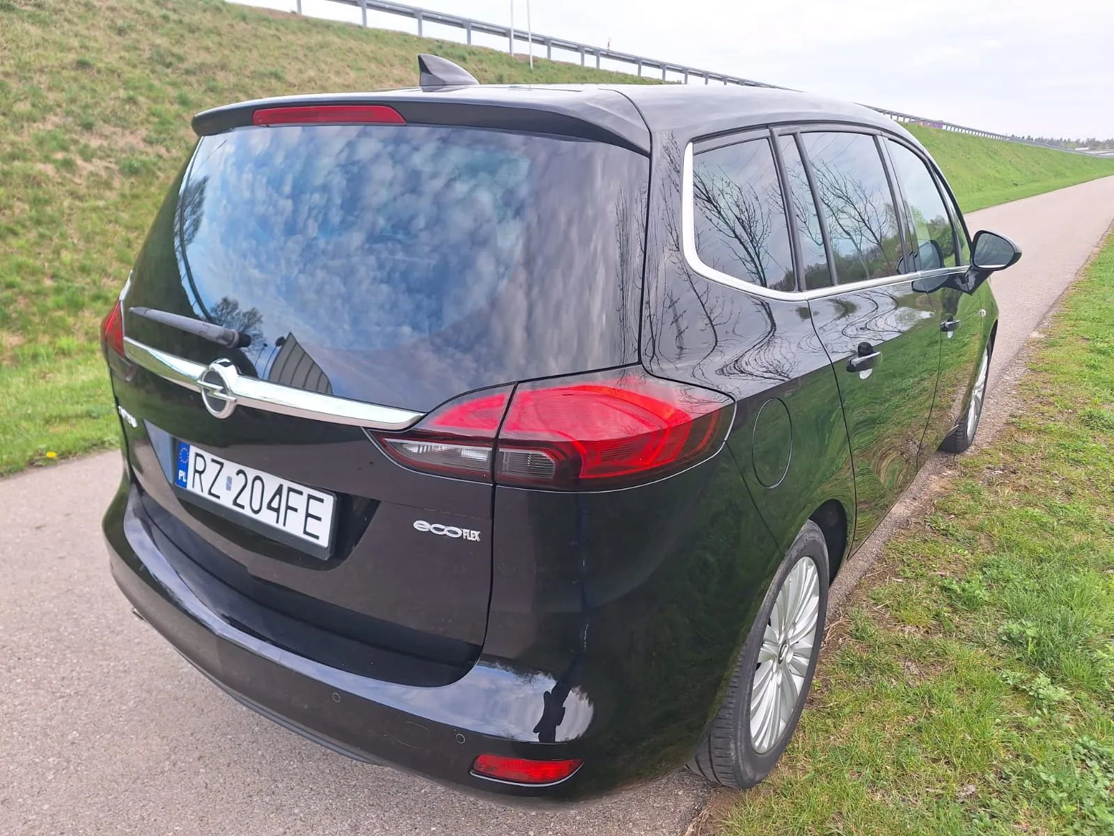 Opel Zafira COSMO 2.0/170
