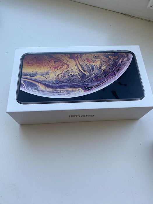 Продам iphone xs max 64gb