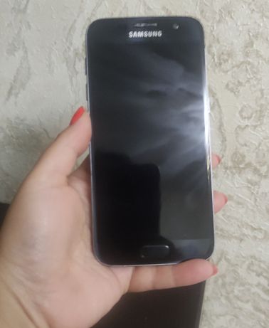 Телефон Samsung Galaxy s7