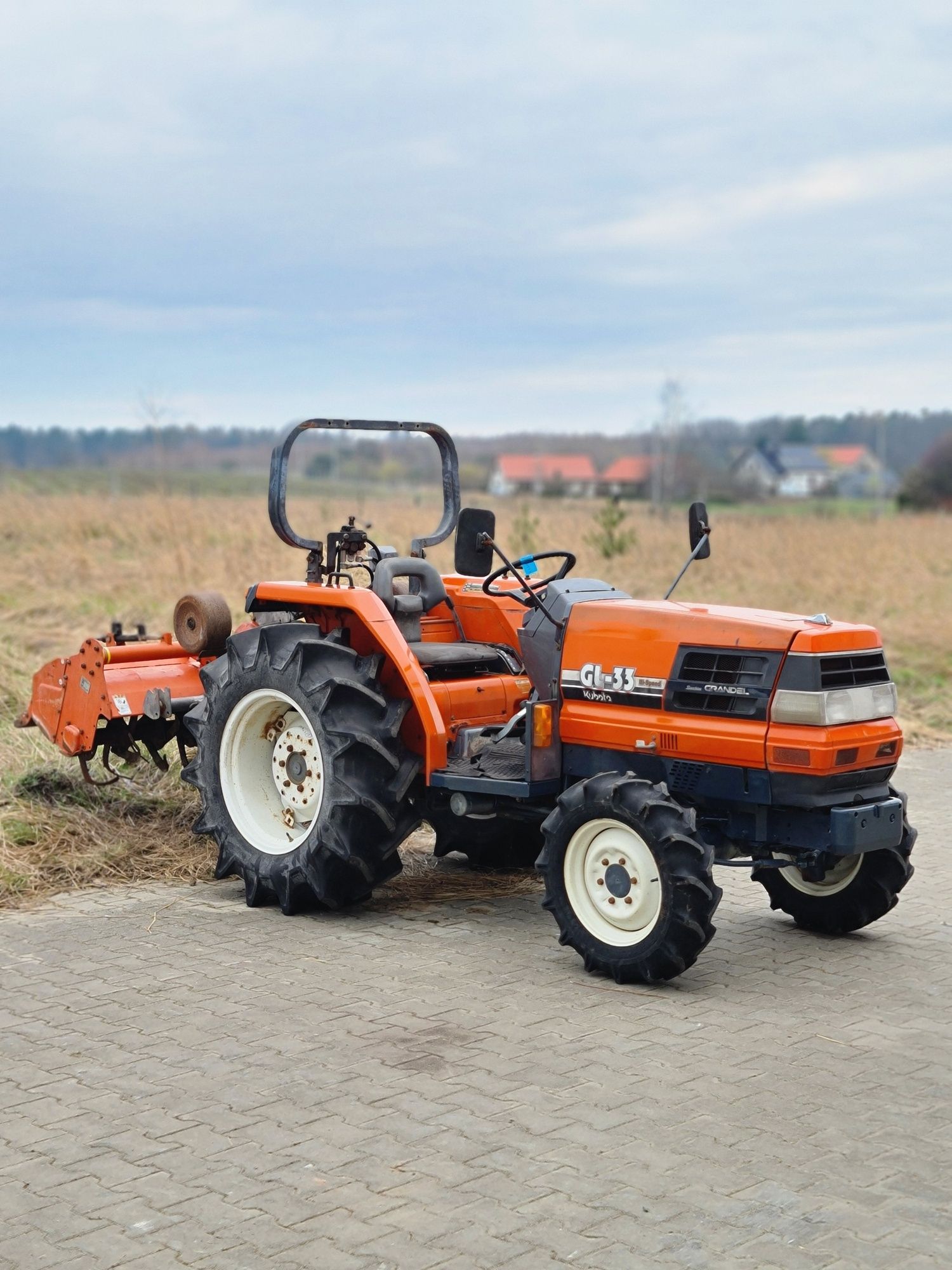 Traktor Japoński 4x4 KUBOTA GL-33 + Glebogryzarka * Global