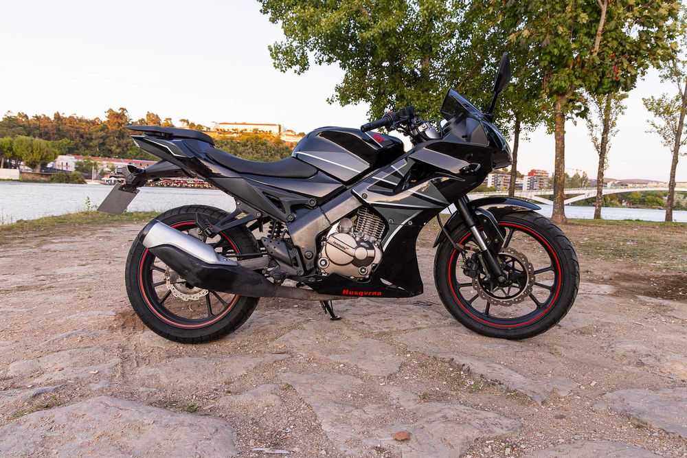 XGJAO XGJ125-27B (equivalente Lexmoto Falcon 125)