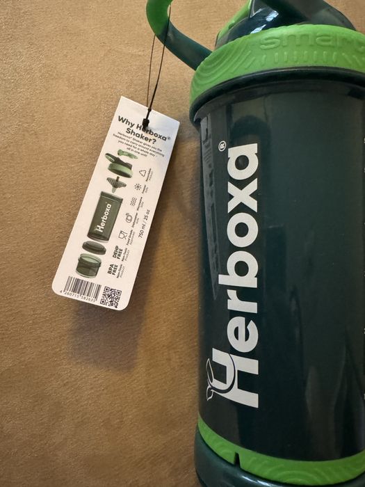 Garrafa Shaker Herboxa para proteinas