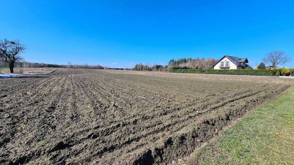 Działka budowlana 30 arów – Malinówka, gmina Cyców