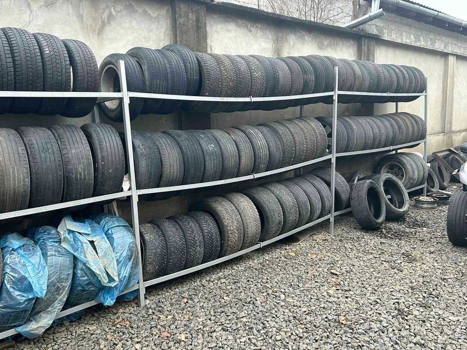 В продажі великий асортимент б/у літньої та зимової гуми на дісках