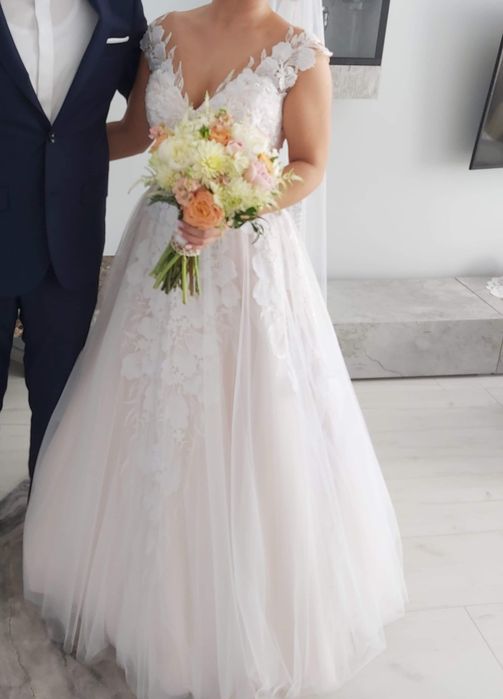 Piękna Suknia Ślubna