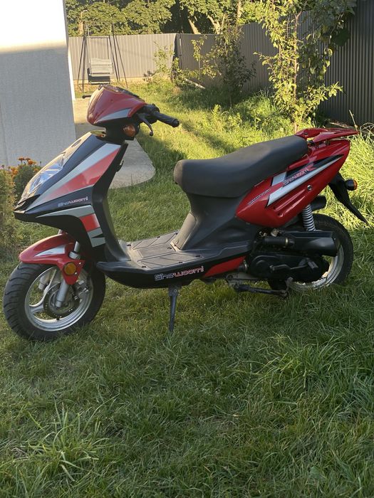 Продам мопед китаєць