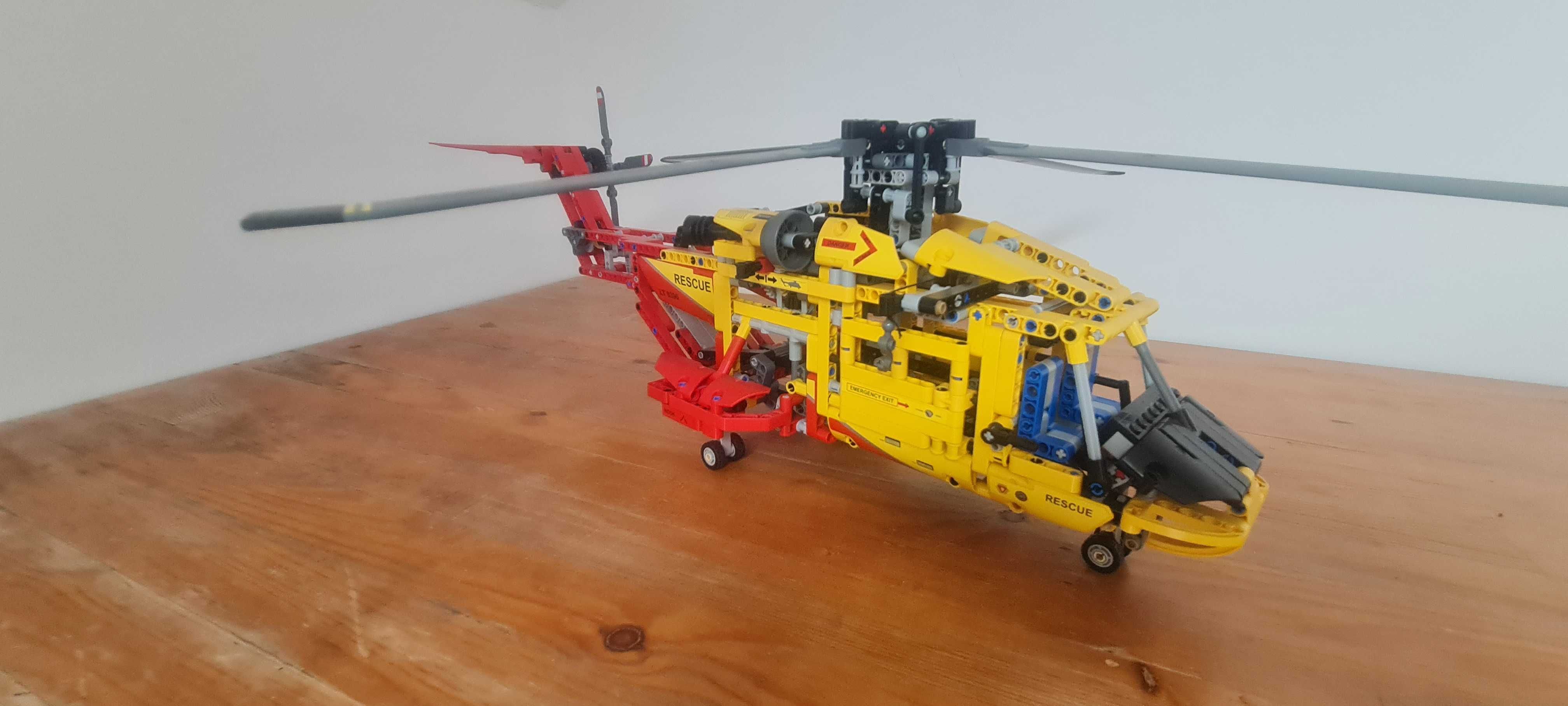 LEGO Technic 9396 Helikopter Ratunkowy