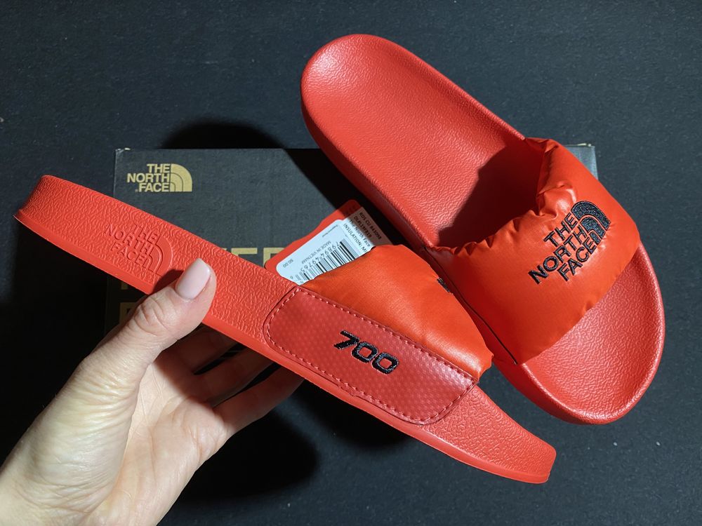 Шлёпанцы The North face  Nuptse Slide оригинал красные