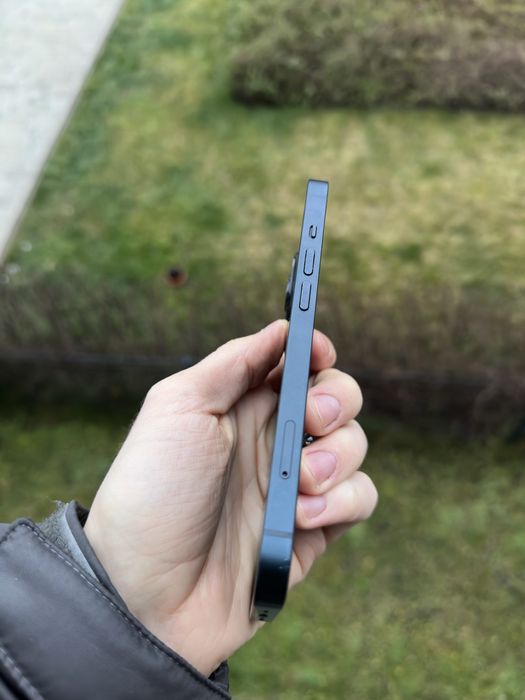 Apple IPhone Айфон 13 128ГБ Чорний, Неверлок, Оригінал