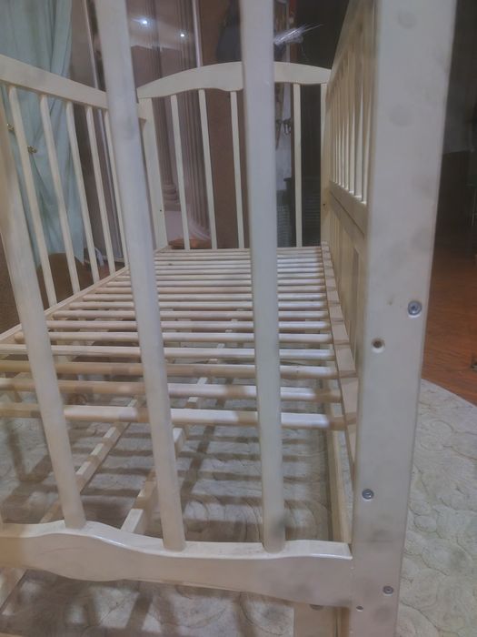 Нова дитяча краватка(ліжко),надійна в стані (зібрав/розібрав)