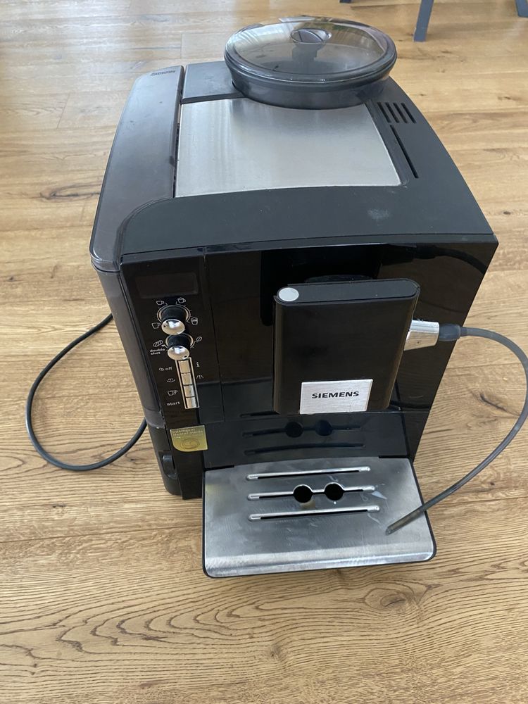 Ekspres do kawy Siemens EQ5 macchiato plus