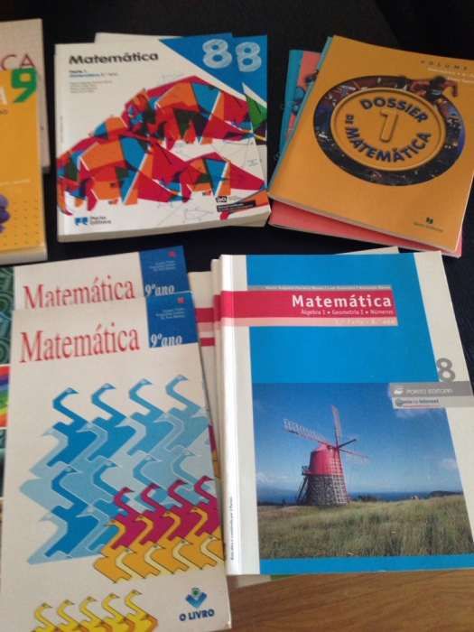 Livros matemática 8º e 9º anos com 50% desconto