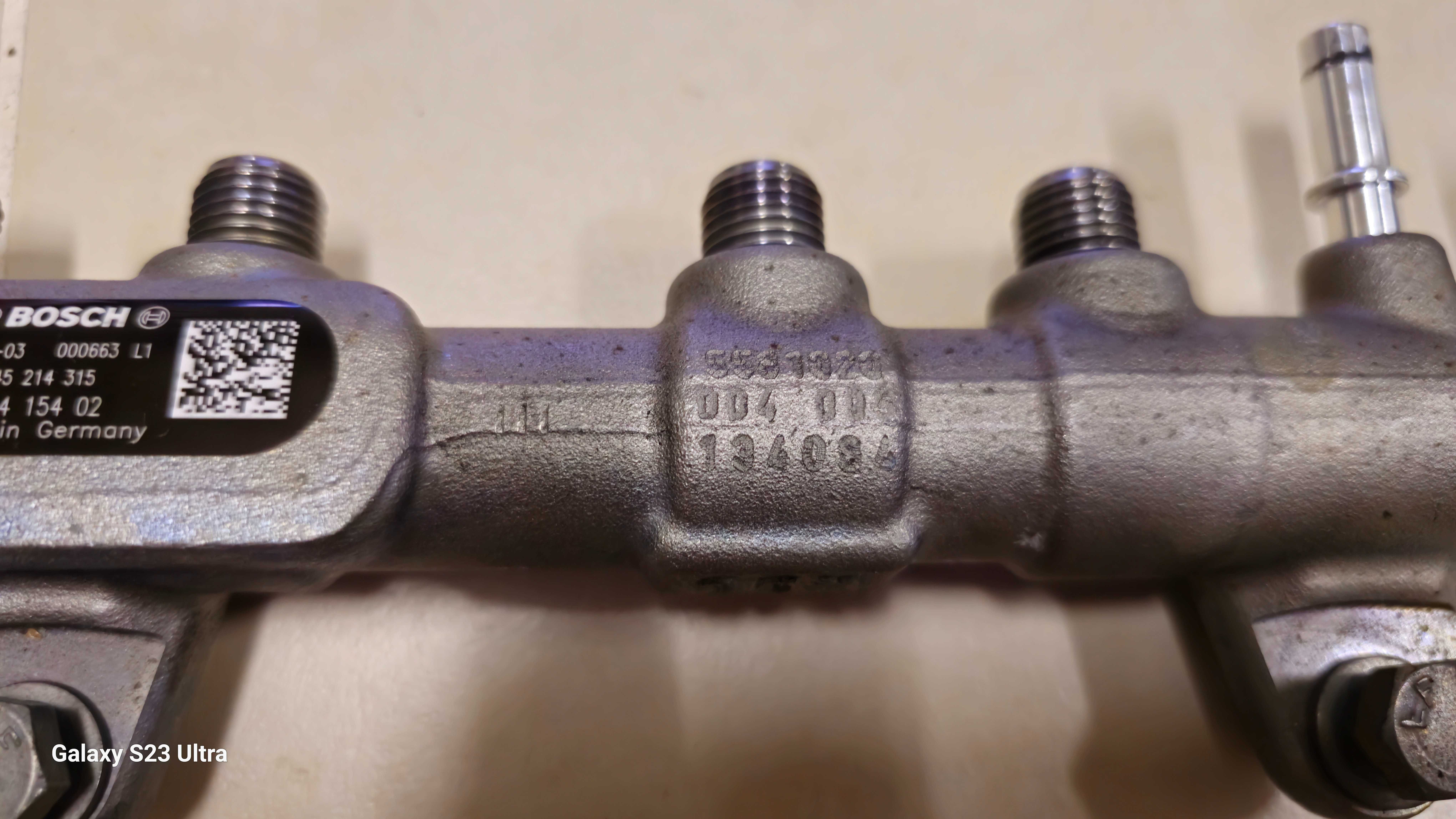 Regua de injeçao Original Bosch Bmw e Mini semi nova