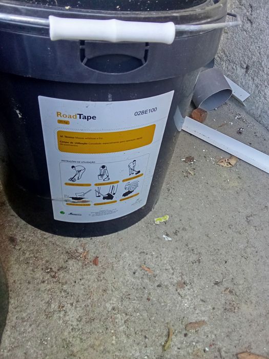 Massa asfáltica a frio de alcatrão