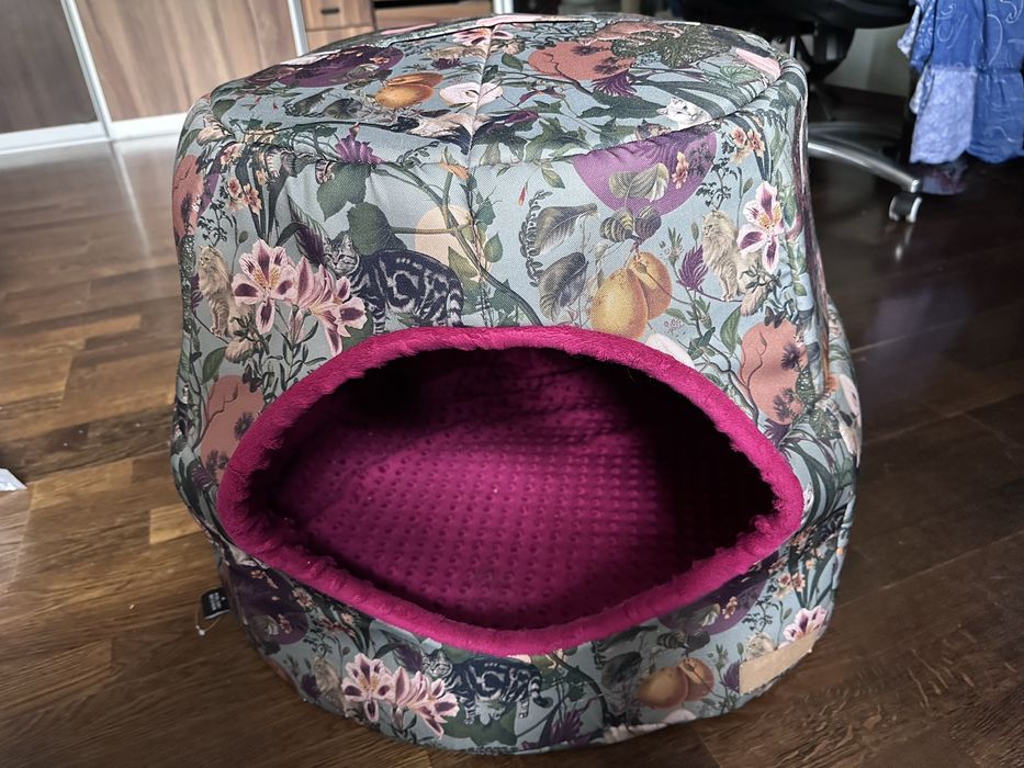 Domek, budka, legowisko dla psa/kota - 2 w 1