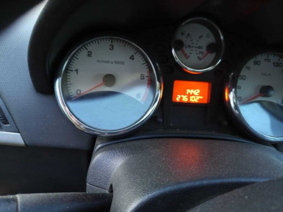 Peugeot 207 Sw po rozrządzie spala 5 l ropki