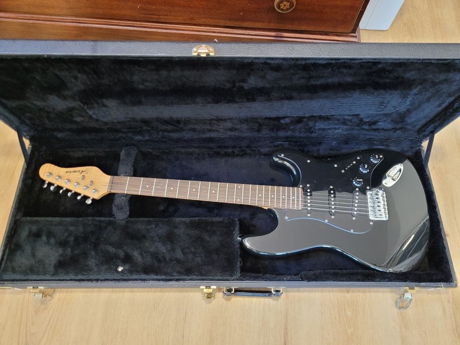 Guitarra elétrica Axman