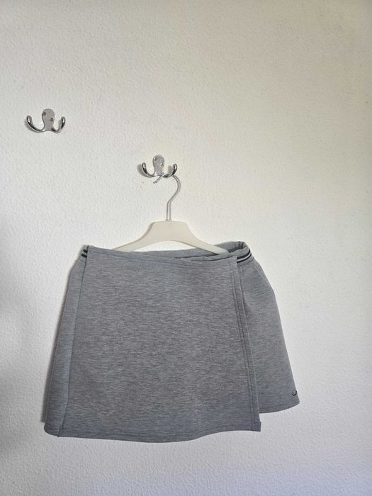 Saia-calção cinzenta de inverno - 15 /16 anos
