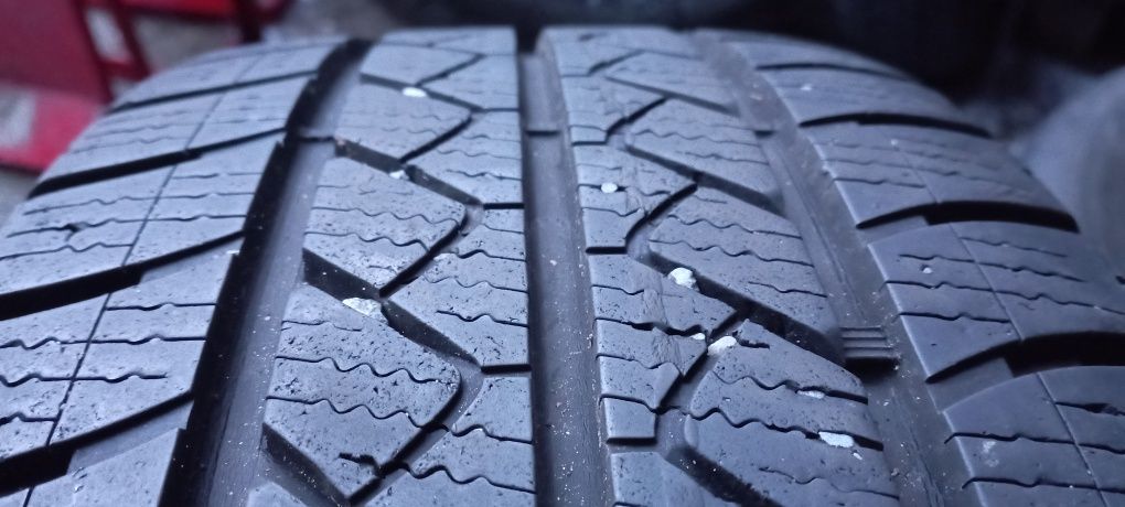 Opona 1szt 215/65/15C 104/102T Goodyear Vector 4Seasons Cargo 2020